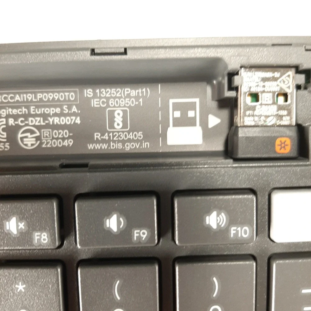 Logitech Slim Multi-Device Keyboard K585 920-009476 Graphite Wireless Bluetooth